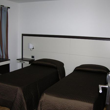 Baja Delle Sirene Bed & Breakfast ตารันโต ภายนอก รูปภาพ