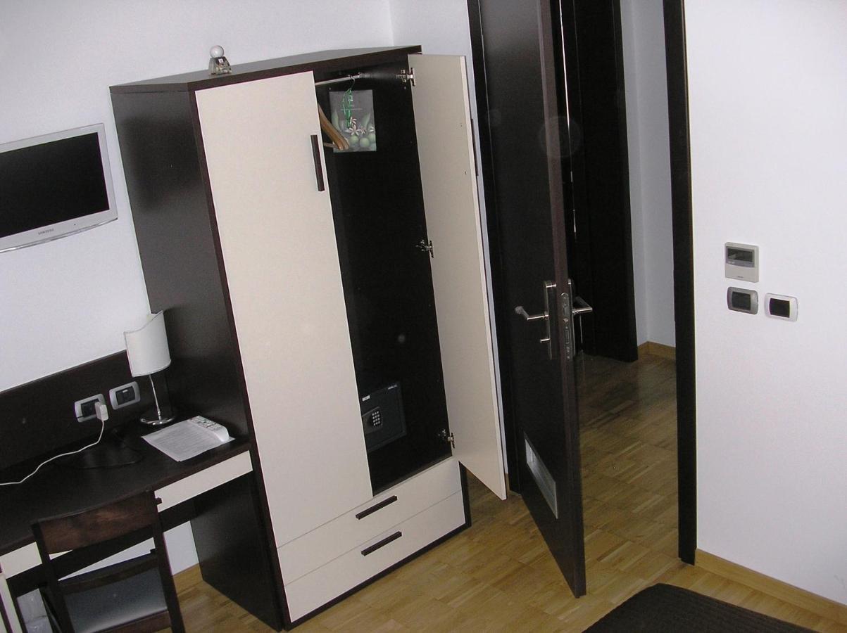 Baja Delle Sirene Bed & Breakfast ตารันโต ภายนอก รูปภาพ